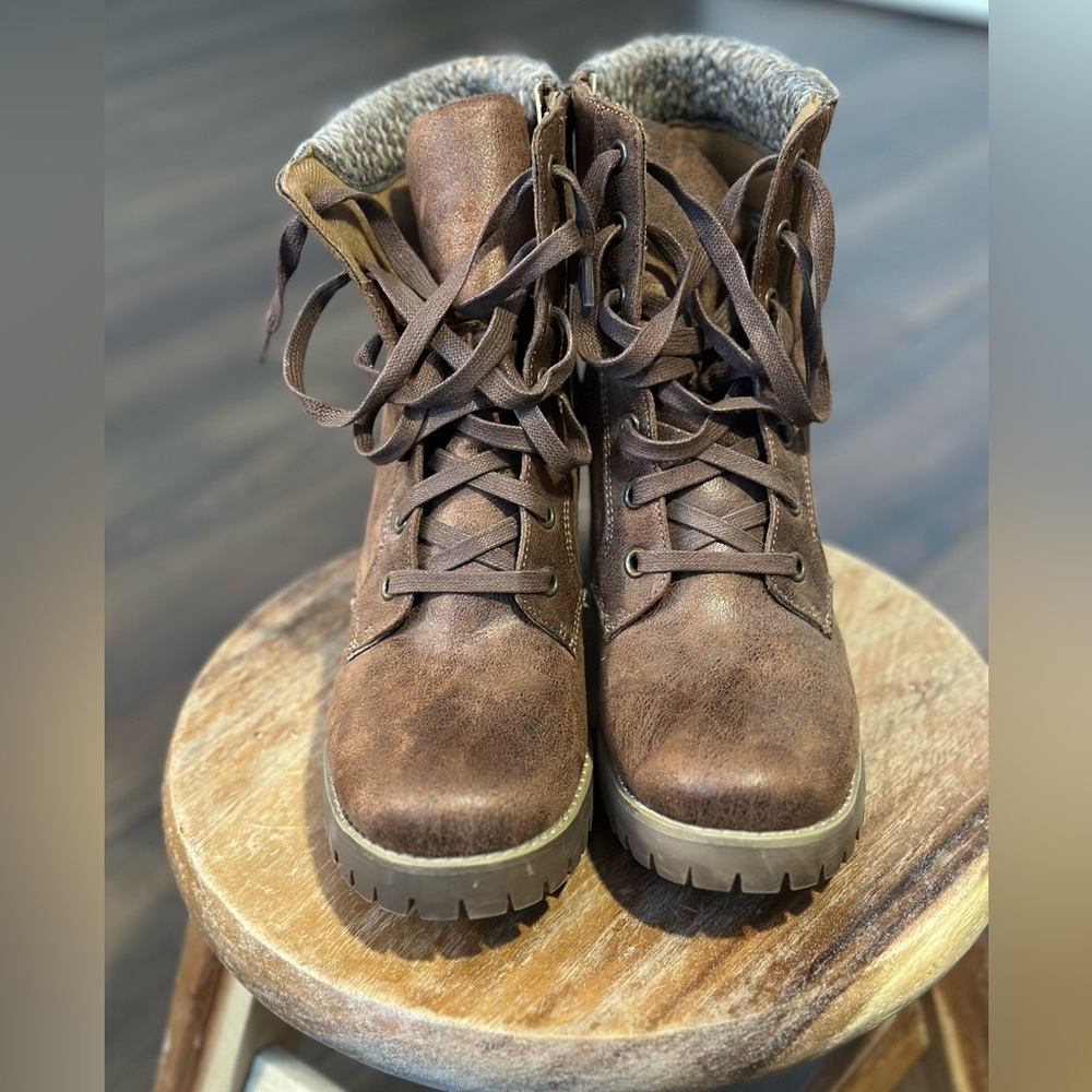 Brown boots